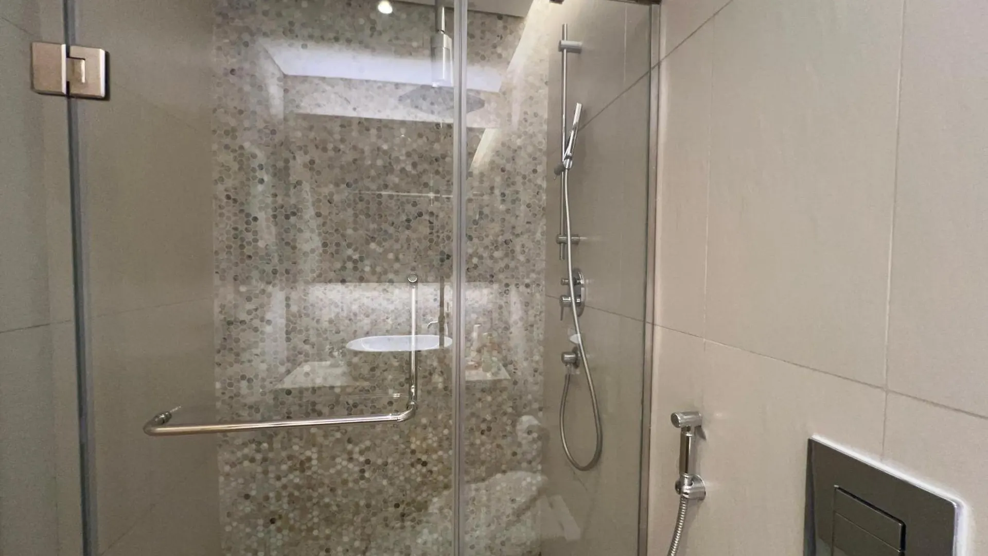 アパート Stylish Studio In Mayan 2, Yas Island アブダビ